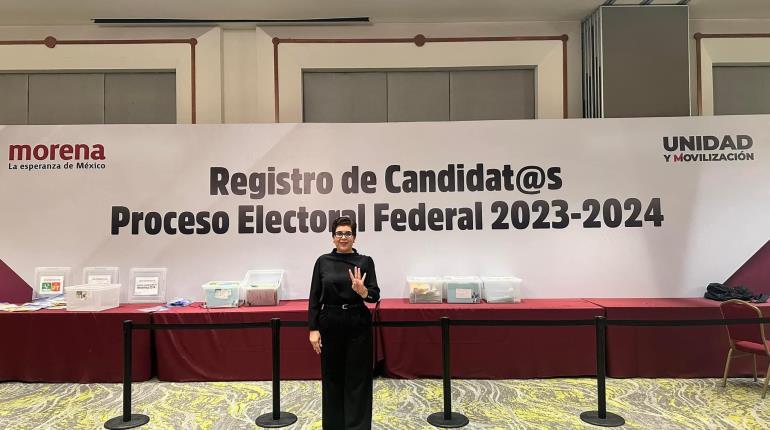 Morenistas tabasqueños se registran ante el INE como candidatos a diputado federal