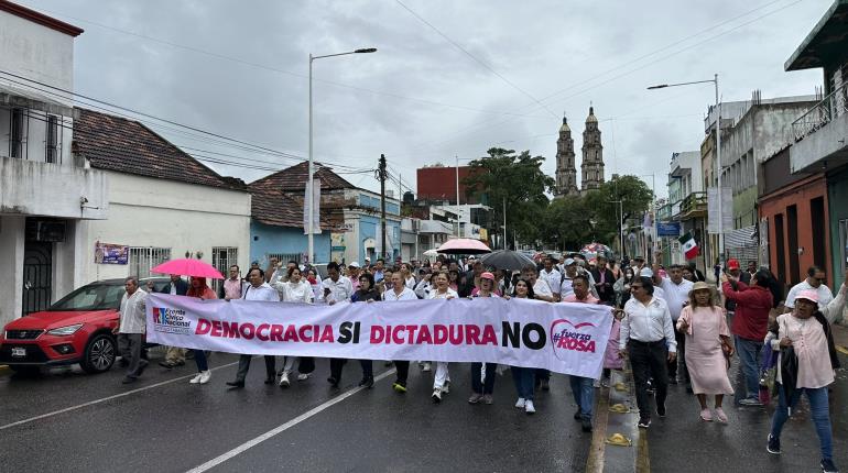 "AMLO quiere destruir nuestro sistema electoral": Beaurregard sobre la marcha por la democracia