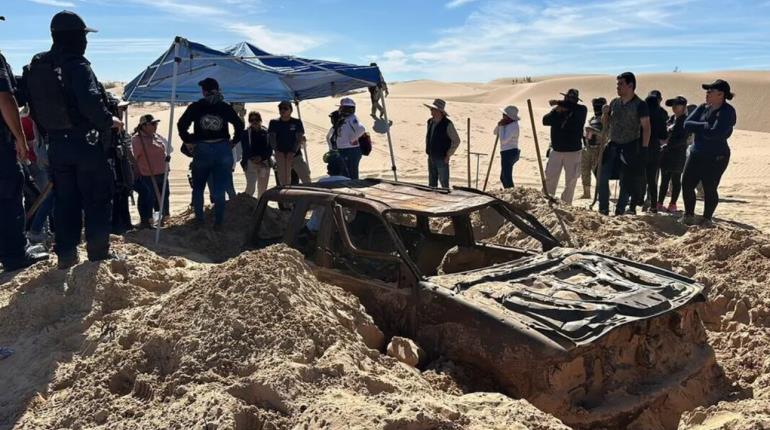 En Baja California, colectivos de búsqueda hallan camionetas quemadas y restos humanos