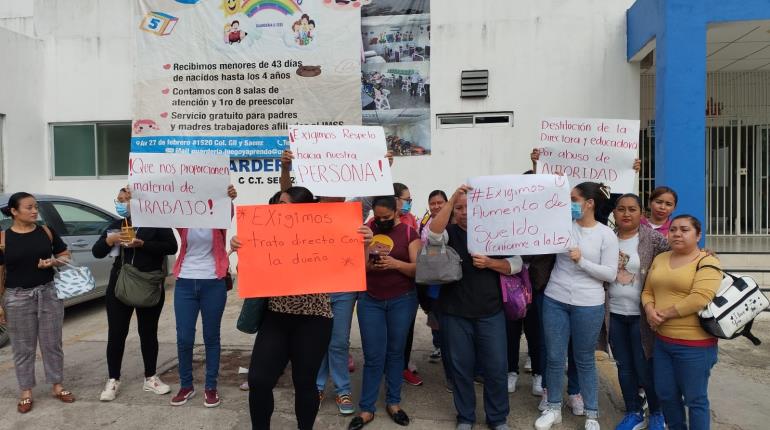 Protestan trabajadoras de guardería; piden aumento salarial y denuncian malos tratos