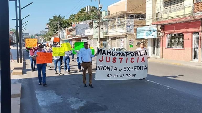 Marchan con motivo del Día Internacional de la Justicia