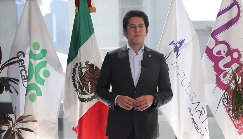 Renuncia senador Israel Zamora al PVEM