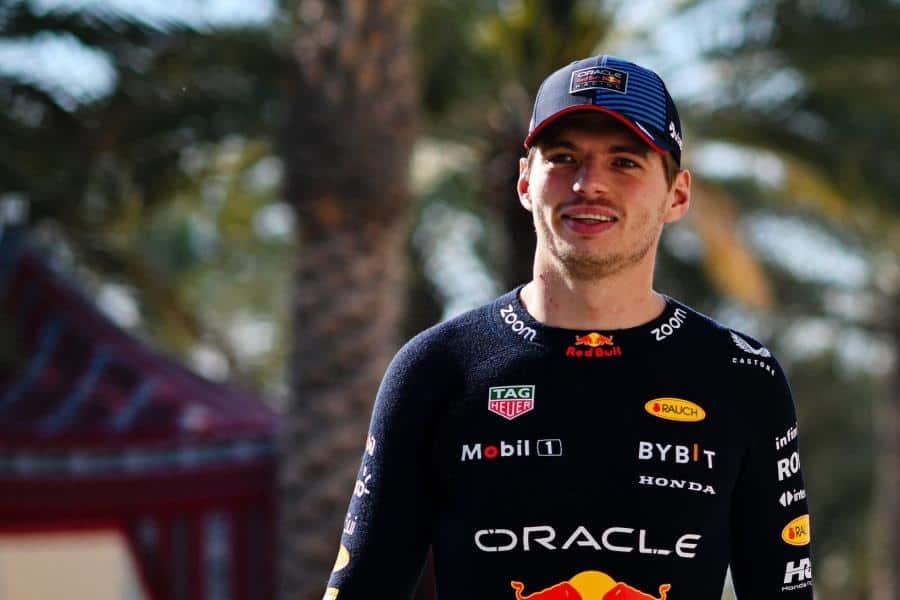 Verstappen domina primer día de pruebas de F1