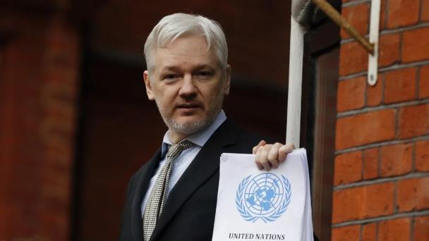 Tribunal de Londres posterga decisión sobre si autoriza extradición de Julian Assange