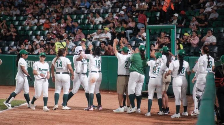 Las Olmecas vencen 9-6 a El Águila Femenil en el primero de la serie en el Centenario