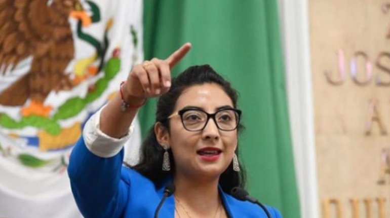 Renuncia al PAN Ana Villagrán, diputada de CDMX