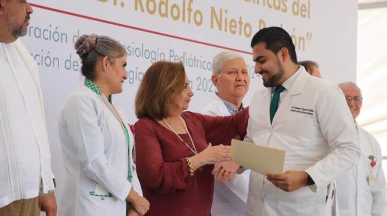 Concluyen formación 38 especialistas y subespecialistas pediátricos en el Hospital del Niño