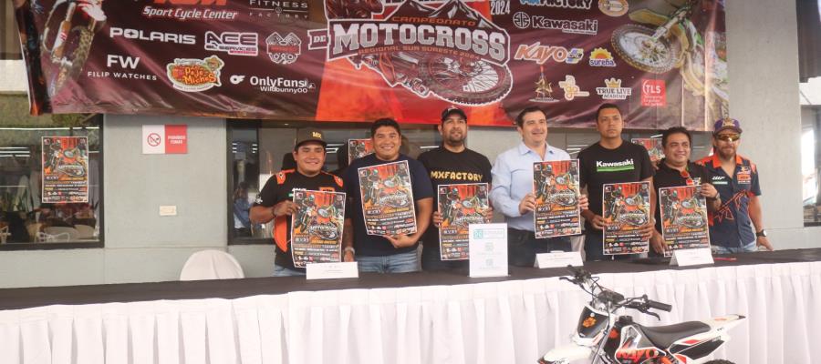 140 pilotos en Campeonato de Regional Sur-Surestes de Motocross en Villahermosa