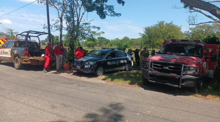 Reportan fuga de gas en ducto del poblado El Congo, Macuspana