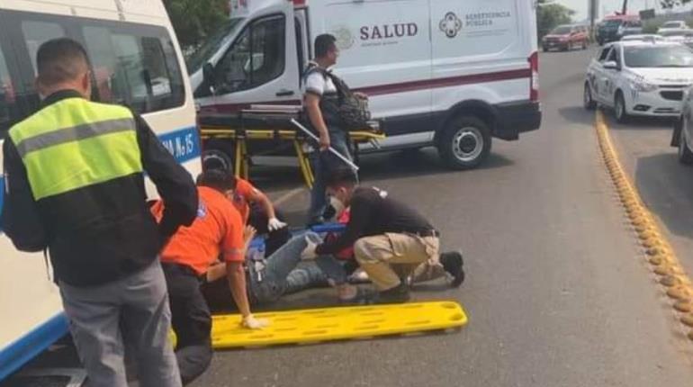 Atropellan a motociclista frente a la laguna "El Negro"