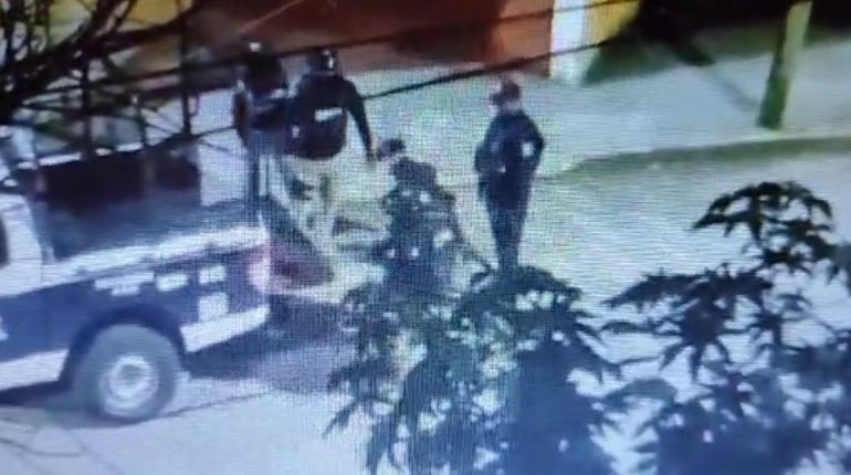 Suspenden a policías de Xalapa por agredir a joven