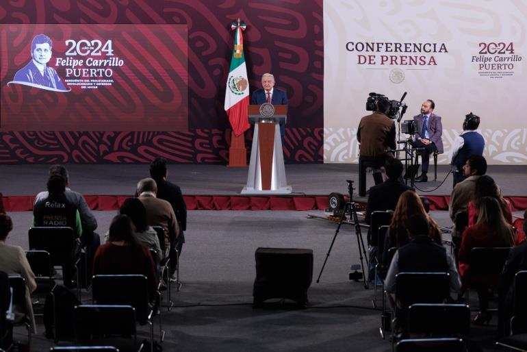 Oposición busca "enrarecer" elecciones con tema de violencia: Obrador