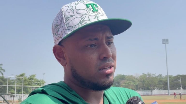 Wirbin Obispo y Meibrys Viloria, reportan al campo de entrenamientos de Olmecas de Tabasco