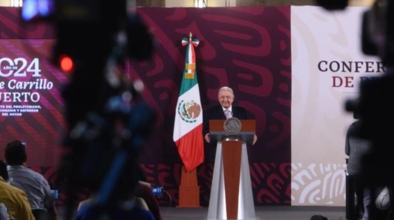 Inicia AMLO "cápsulas de historia" en su Mañanera hablando de Miguel Hidalgo