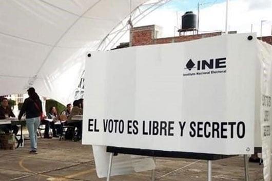 Existen riesgos que amenazan estabilidad democrática en México: Iglesia Católica