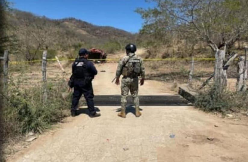 Explosión de mina en camino de terracería deja tres muertos y dos heridos en Michoacán