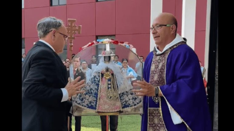 ¡La Generala ha llegado! Entronan a la Virgen de Zapopan en la UAG Tabasco