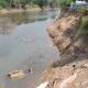 Surgen tumbas del panteón El Cedral que cayeron al río tras deslave