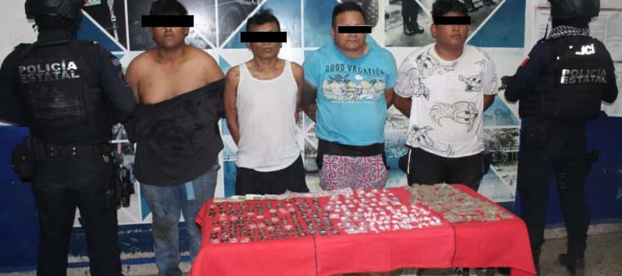 Detienen a 4 hombres en Centro y les aseguran cocaína, cristal y dinero en efectivo 