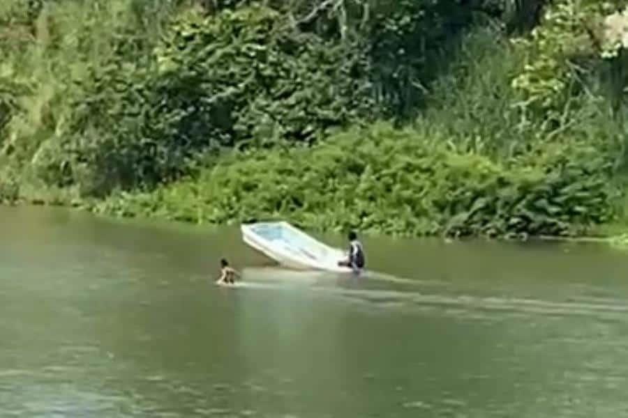 Ríos de Tabasco a la baja: Captan a niño caminando en el Carrizal