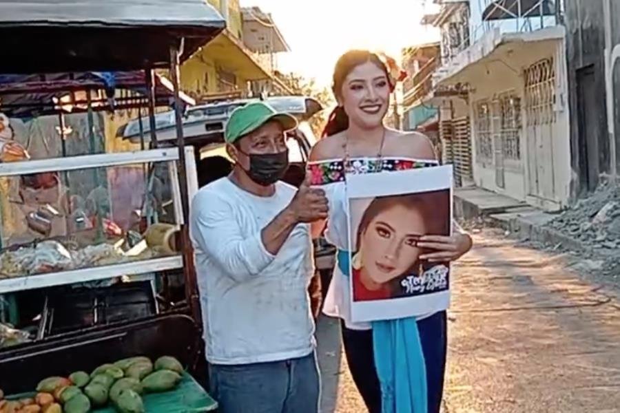 Nury Magaña recorre las calles de Tenosique pidiendo el apoyo de su gente rumbo a la Flor