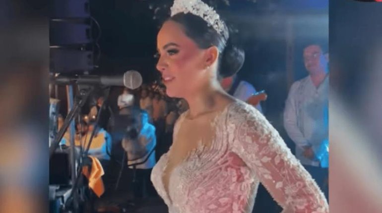 ¡Boda Con Sabor a Feria! Flor Tabasco 2019 se casa, da discurso y baila ´vueltecita y cadereo´