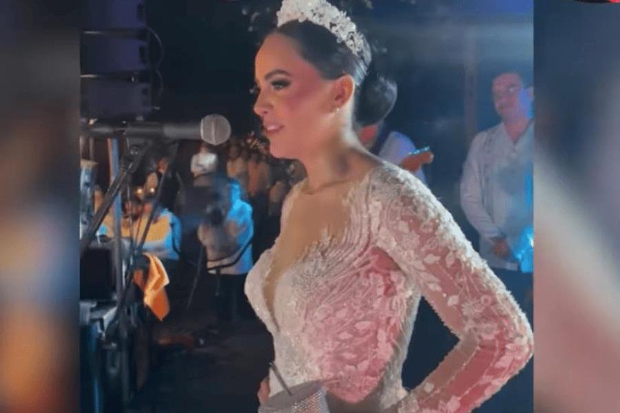 ¡Boda Con Sabor a Feria! Flor Tabasco 2019 se casa, da discurso y baila ´vueltecita y cadereo´