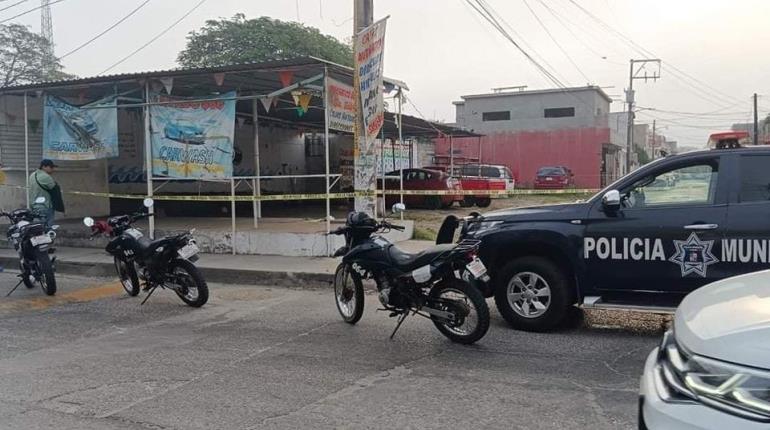 Ejecutan a hombre en taller de Comalcalco