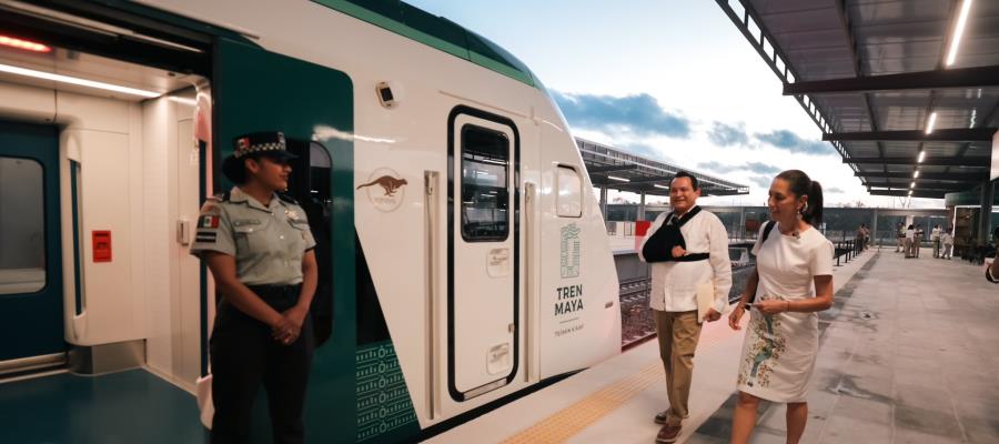 Viaja Sheinbaum en el Tren Maya; afirma que se compensa impacto ambiental