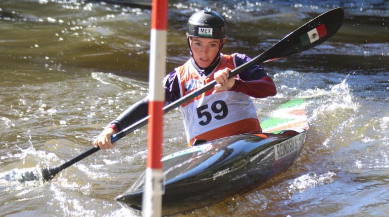 Sofía Reinoso logra avanzar a sus segundos Juegos Olímpicos en Canotaje