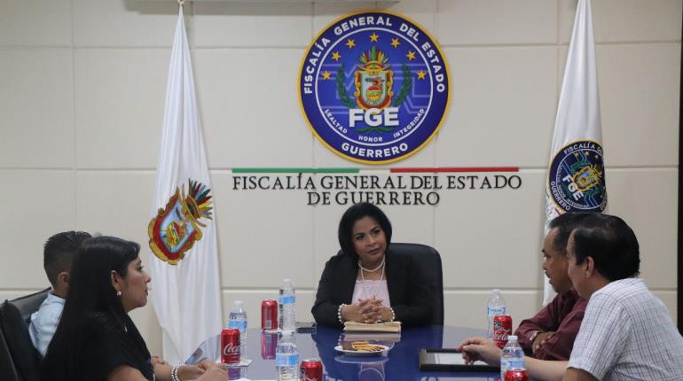 Evelyn Salgado notifica la remoción inmediata de fiscal de Guerrero