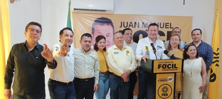 Fócil Pérez presenta a su equipo de campaña; lo encabeza Javier Cabrera