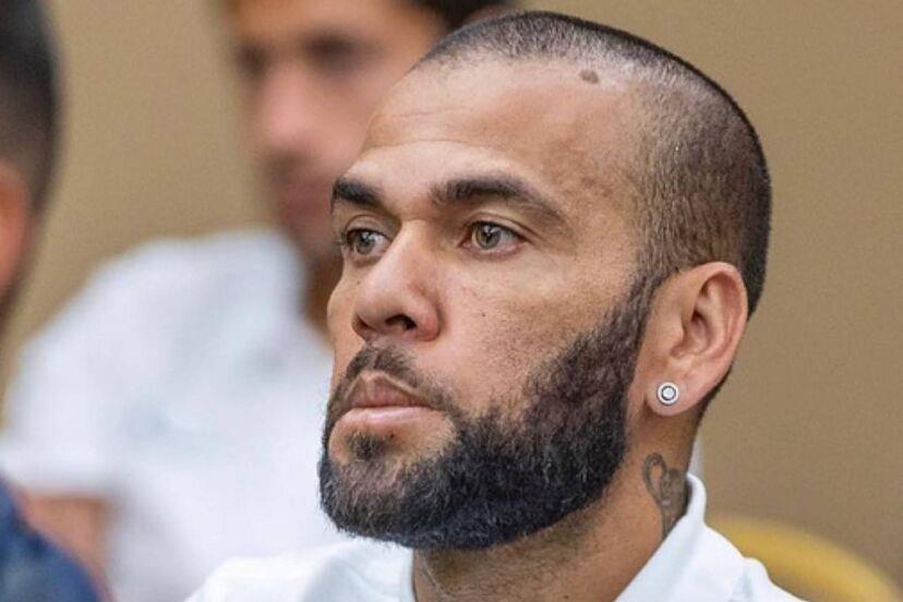 Dani Alves en libertad provisional bajo fianza de 1 MDD 