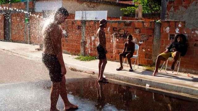 ¡Arde Río de Janeiro! Registra récord al superar sensación térmica de 60°