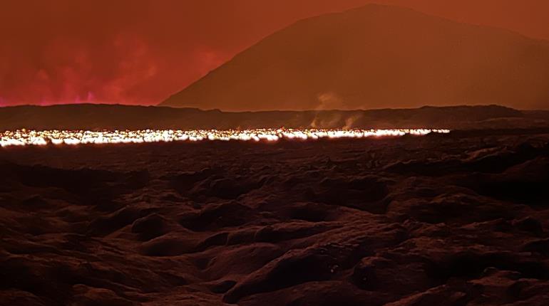 Volcán entra en erupción por cuarta vez desde diciembre en Islandia