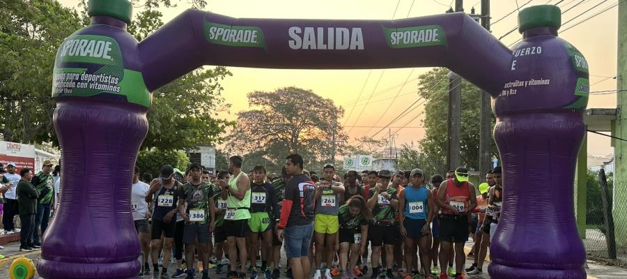 Genoveva Jalagat y Diego Armando Juárez, ganan carrera UJAT