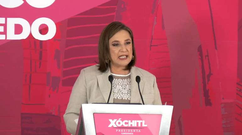 Xóchitl llama "cobarde" a AMLO y le exige atender agresiones contra candidatos