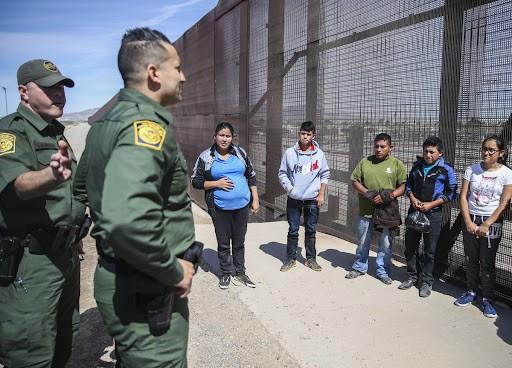 Rechaza México Ley SB4 de Texas por atentar contra derechos de migrantes