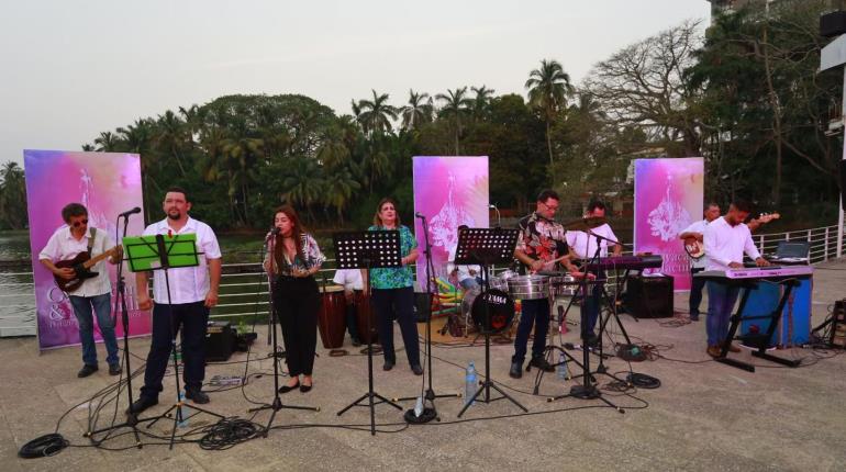 Inicia Festival Guayacán y Macuilí con concierto de Freddy, Laura y Los Persas