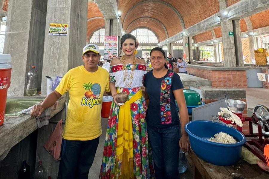 Nahomi Rodríguez Flores, Cunduacán 2024, visita el mercado local