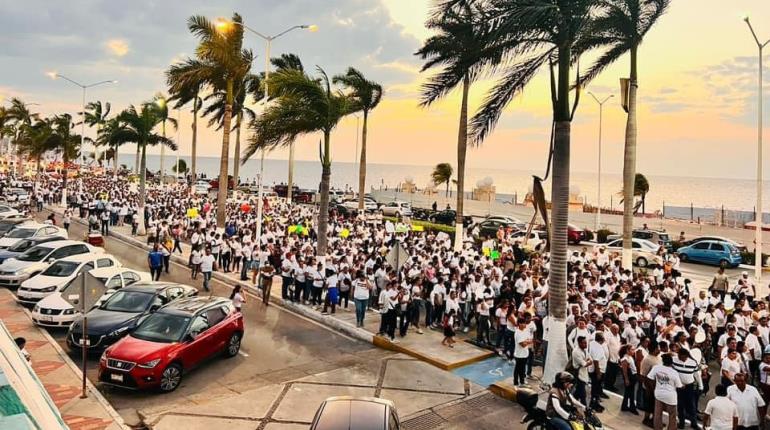 Miles protestan en Campeche contra Layda Sansores por negarse a destituir a secretaria de Seguridad