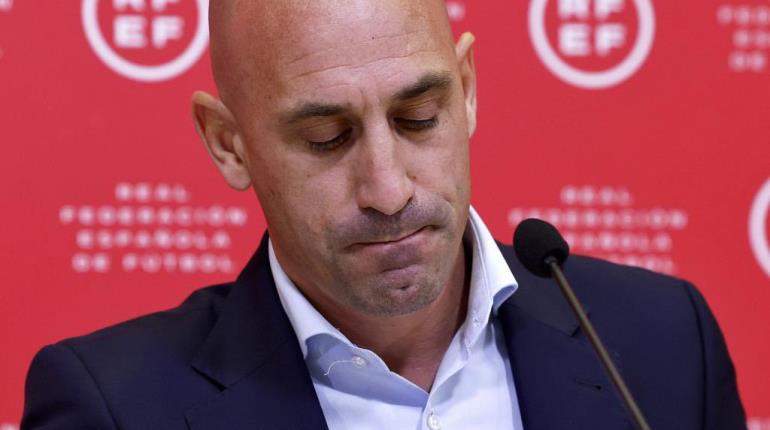 Por irregularidades en la RFEF, Fiscalía de España emite orden de aprehensión contra Rubiales