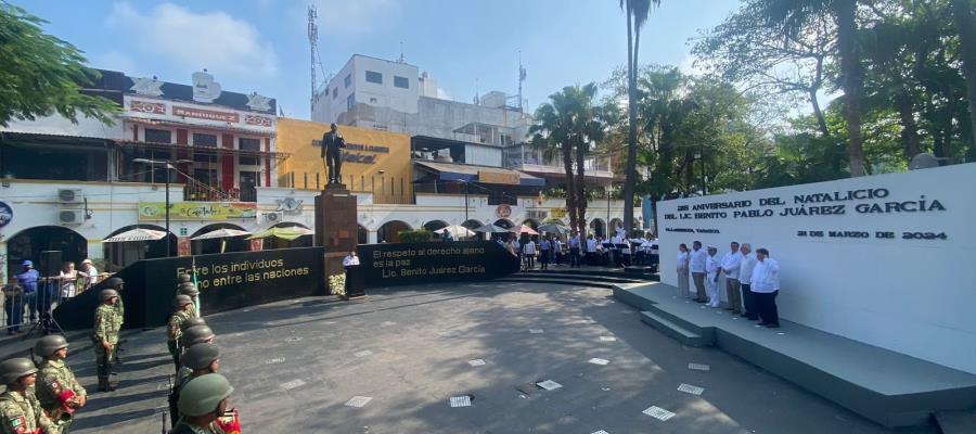 Patriotismo y vocación de Benito Juárez está presente en AMLO, dicen en conmemoración en Tabasco