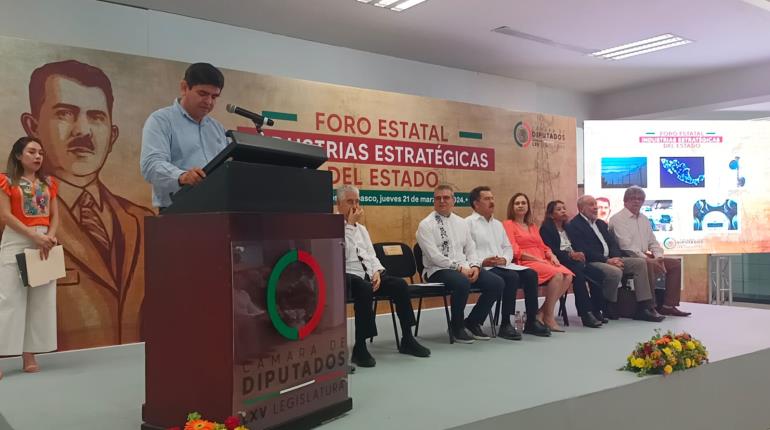 Discuten en foro estatal sobre necesidad de una nueva reforma eléctrica