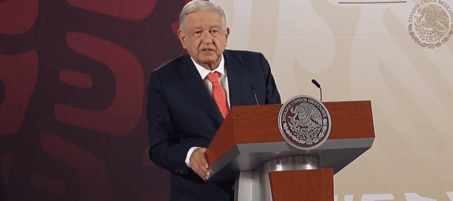 Acusa AMLO al INE de actuar "como la inquisición" por ordenar bajar 7 mañaneras 