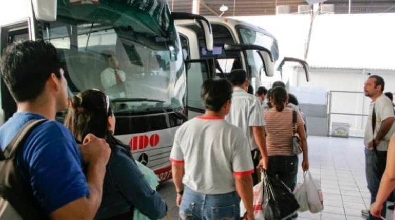 Plantean deducir ISR en transportes de maestros a escuelas