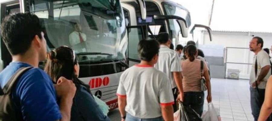 Plantean deducir ISR en transportes de maestros a escuelas