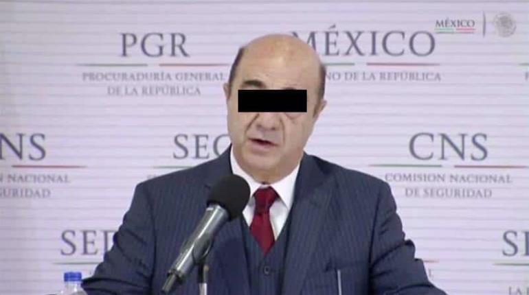 Murillo Karam recibe trato distinto a otros presos afirma AMLO tras acusar influyentismo 