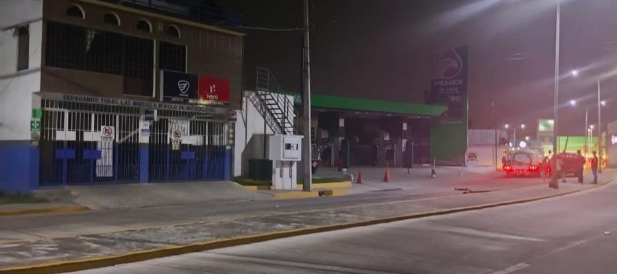 Reportan fuga de combustible en nueva gasolinera de Cunduacán