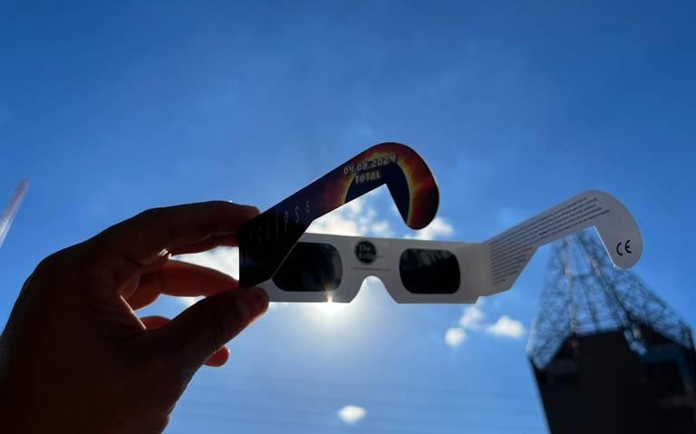 Recomiendan observar eclipse de manera segura, para evitar daños a la salud